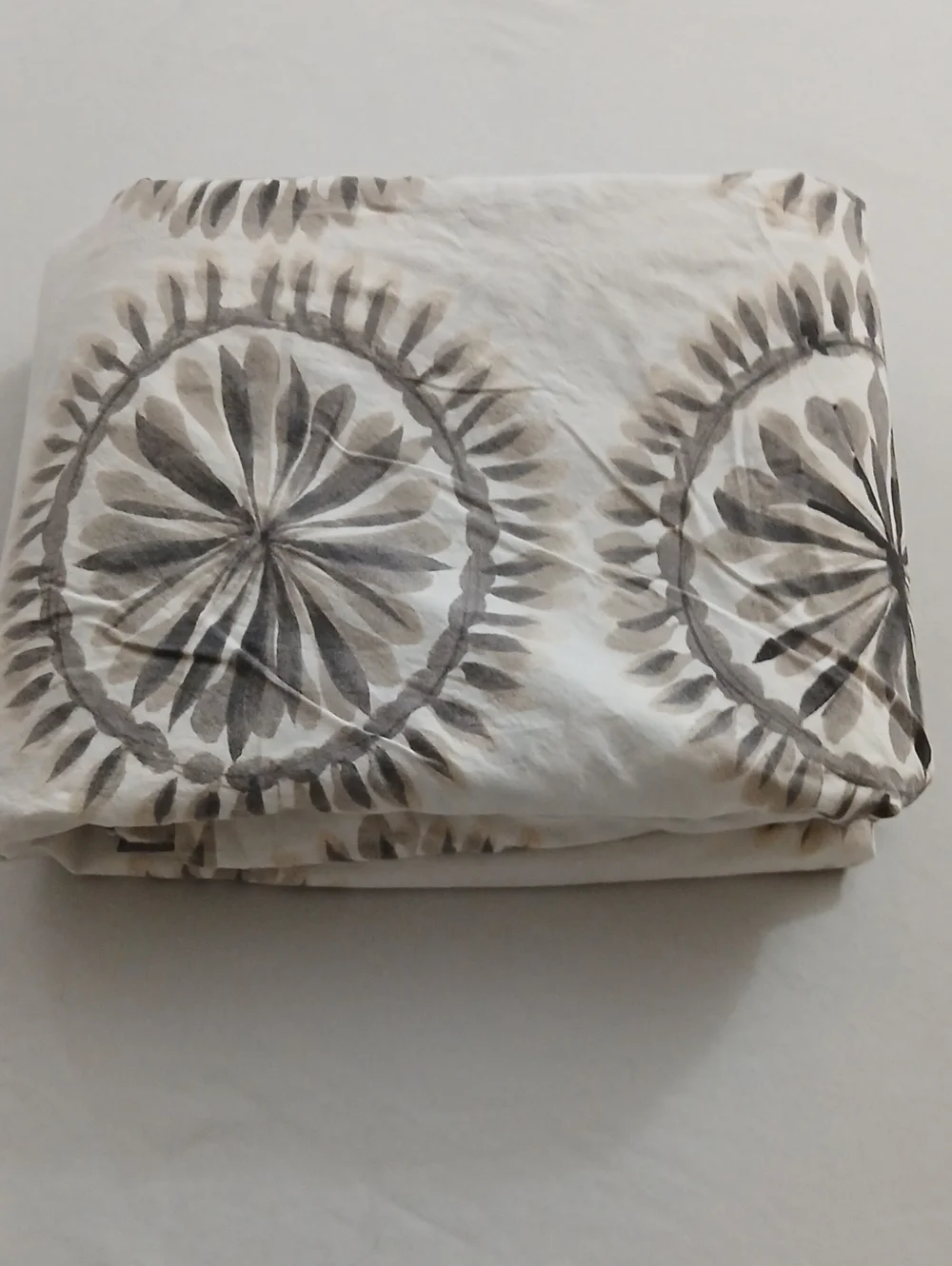 West Elm Queen Duvet Cover Set